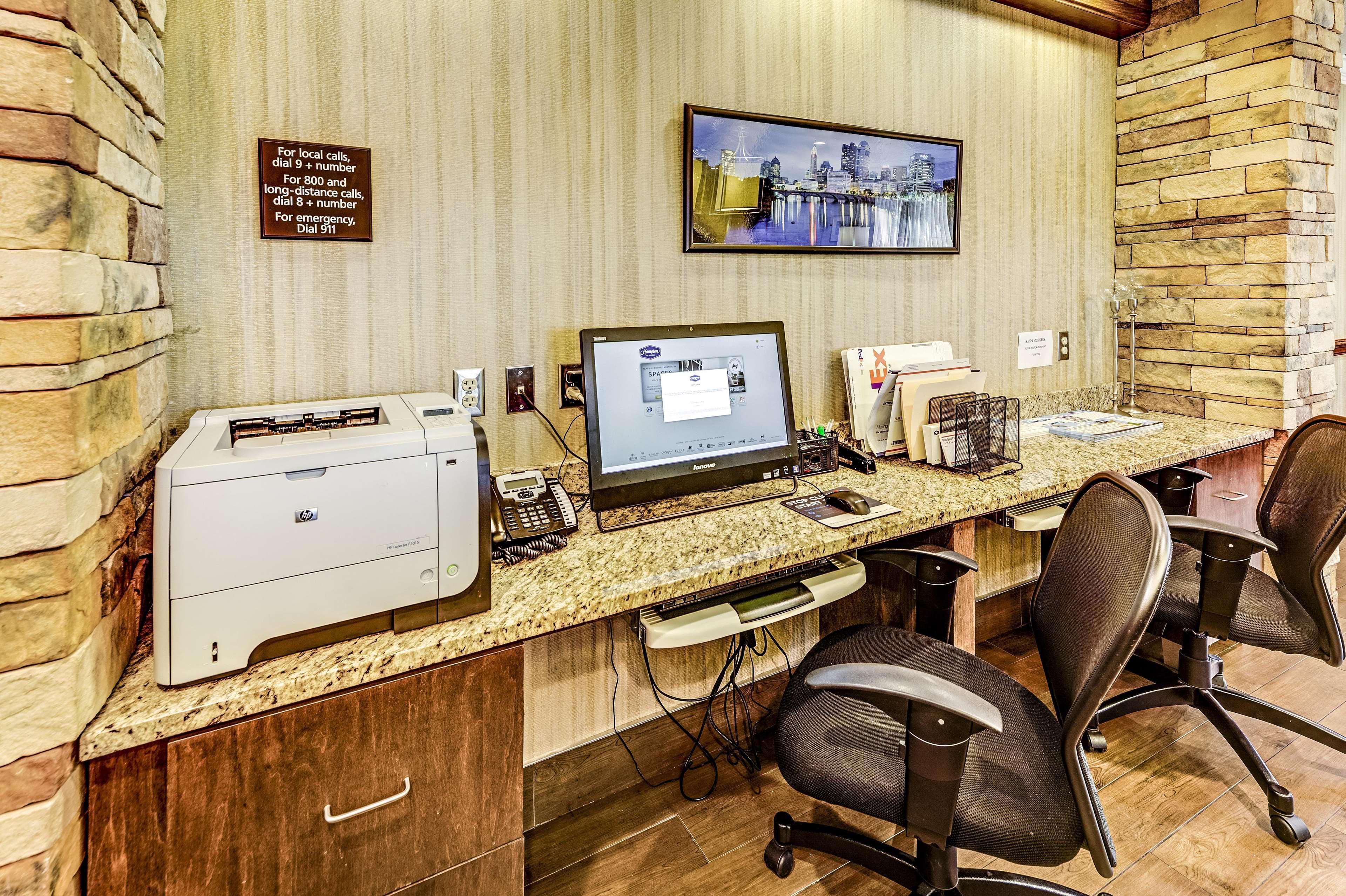 Hampton Inn Columbus I-70E/Hamilton Road Kültér fotó