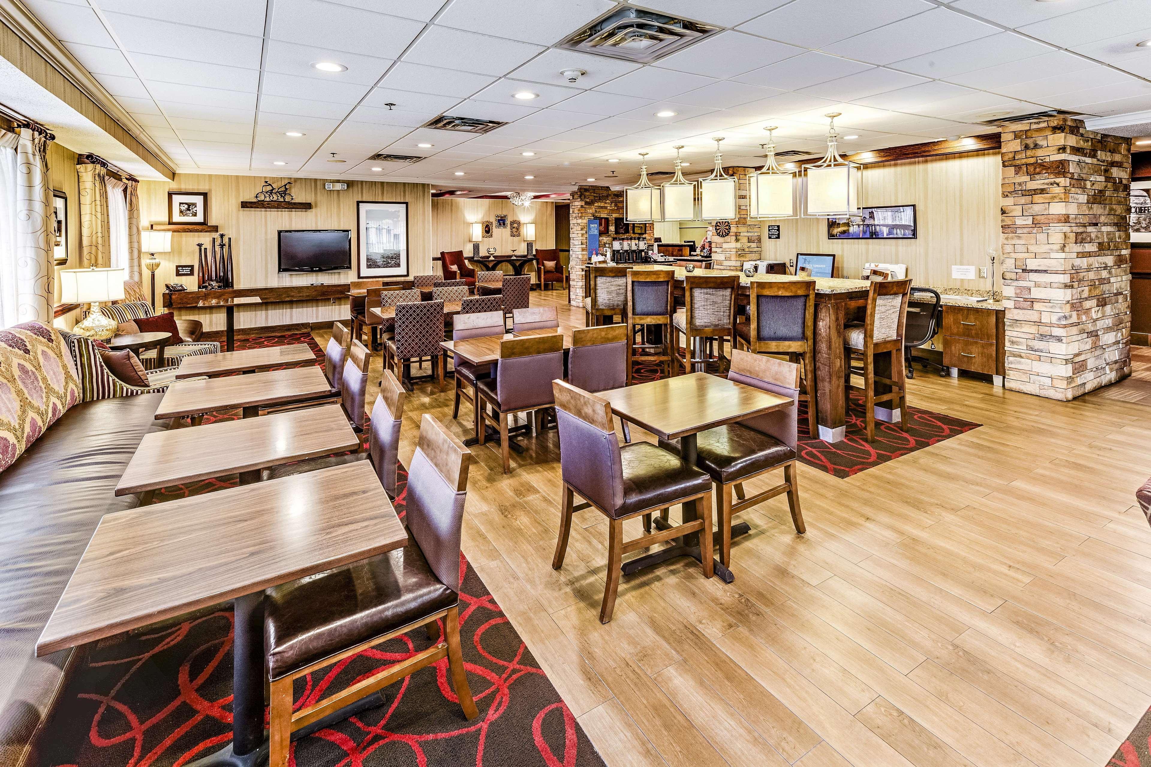Hampton Inn Columbus I-70E/Hamilton Road Kültér fotó
