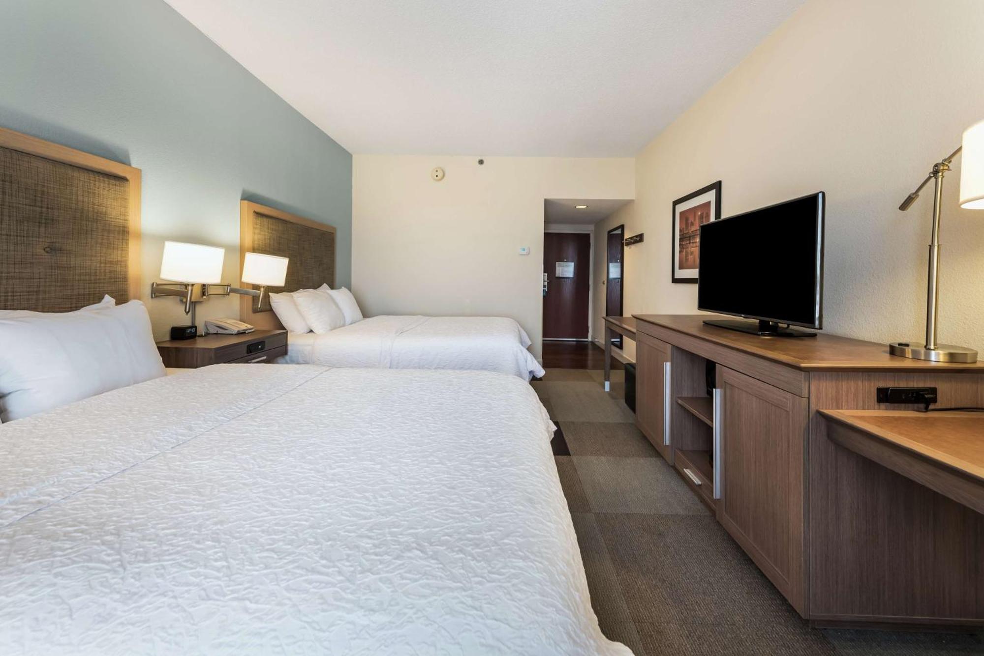 Hampton Inn Columbus I-70E/Hamilton Road Kültér fotó